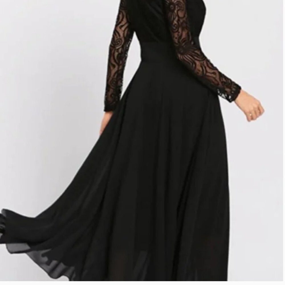 Roiii Lace Black Dress High Collar MEDIUM NWT - Picture 2 of 9